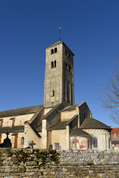 france-saone-et-loire-71-chapaize-eglise-vertical