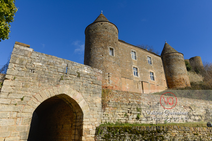france-saone-et-loire-71-brancion-porte-entree