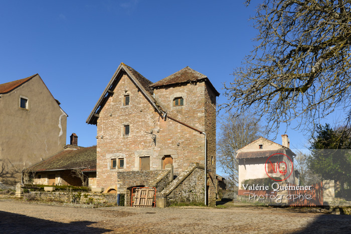 france-saone-et-loire-71-brancion-maison-village